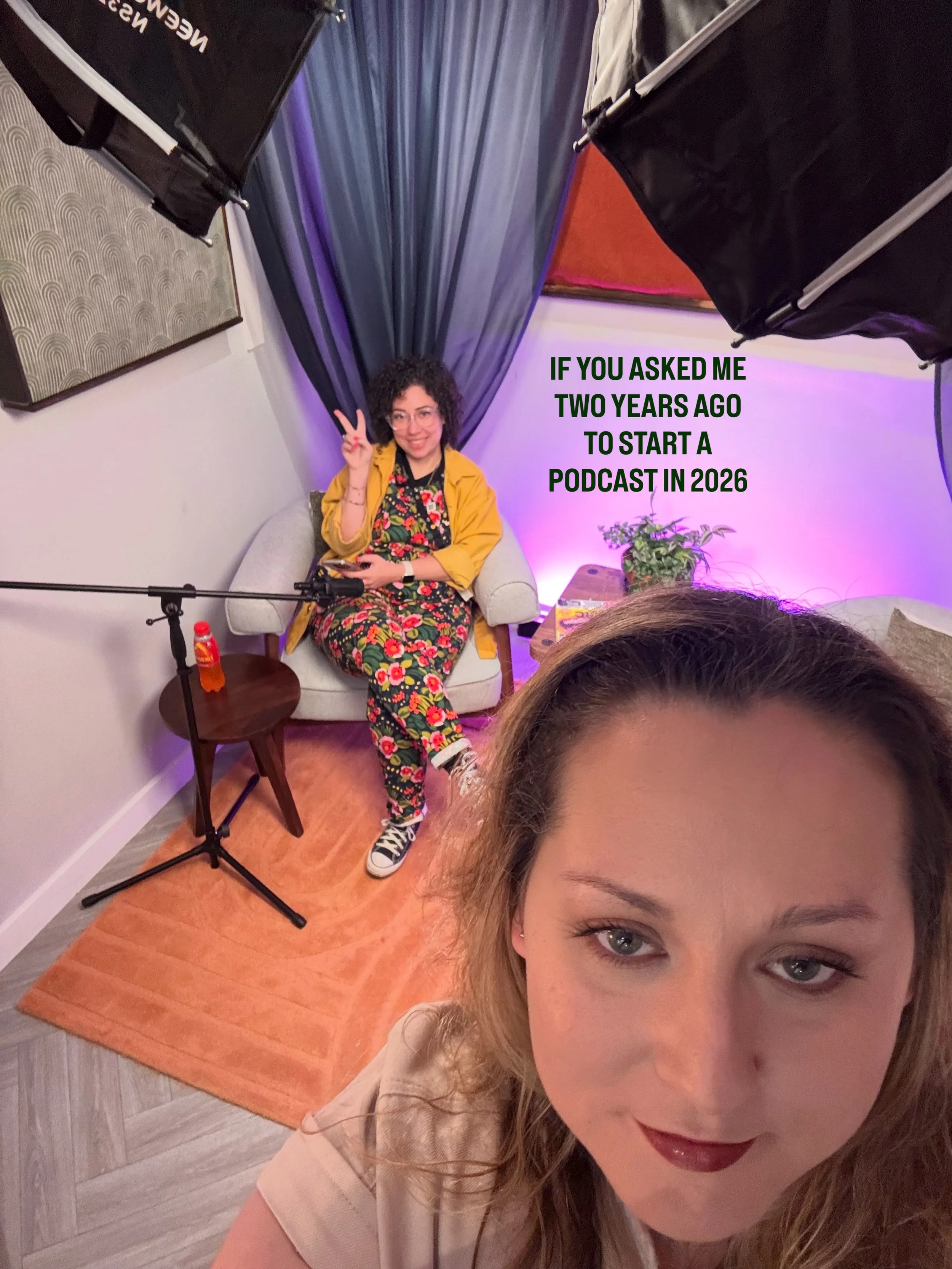 WHAT A DAY YESTERDAY!😍
.
.
.
Some BTS from our shoot for @zestymillpodcast promo with the lovely Juliana from @yellowzest 🍋
.
.
.
Big shoutout to @conorpatt for this shoot! Can&rsquo;t wait to see how they turn out!📸
.
.
.
Crazy to think that I wi