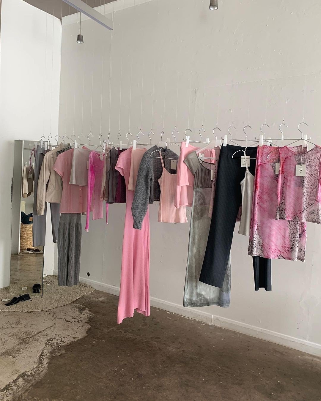 How to Secure the Right Sales Agent for Your Fashion Brand