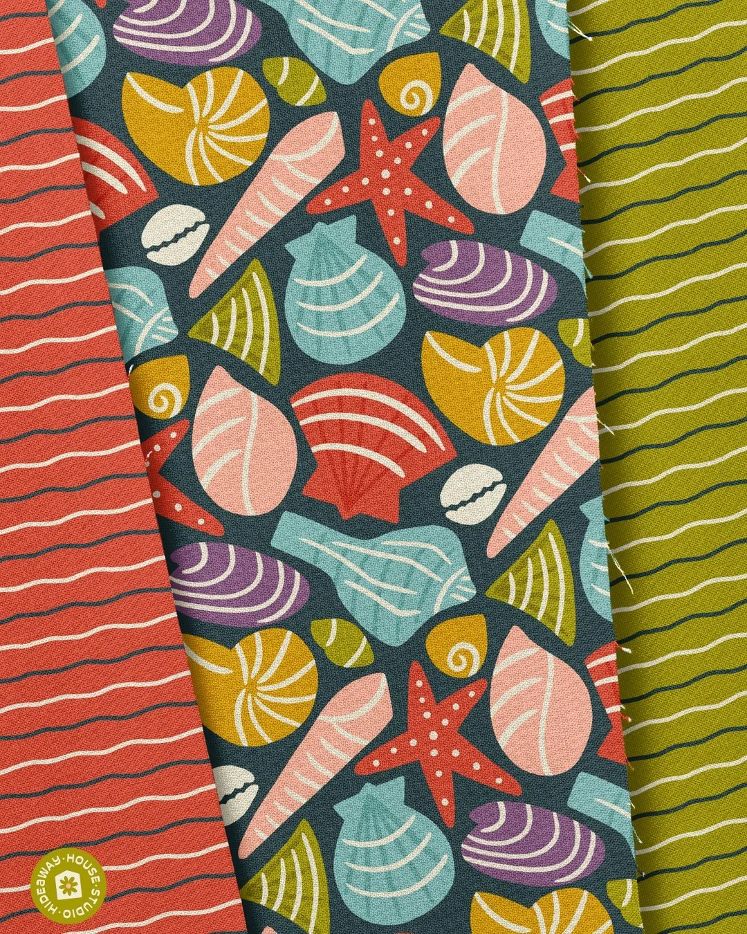 Day 13 &amp; 14: Waves

Loved this pattern duo so much, had to put them together on fabric.

#thepatternchallengebymel #patternchallengebymelwinter26
#surfacepatterndesign #fabricdesign #shoreinspired
@melanie.johnsson @creatsyofficial