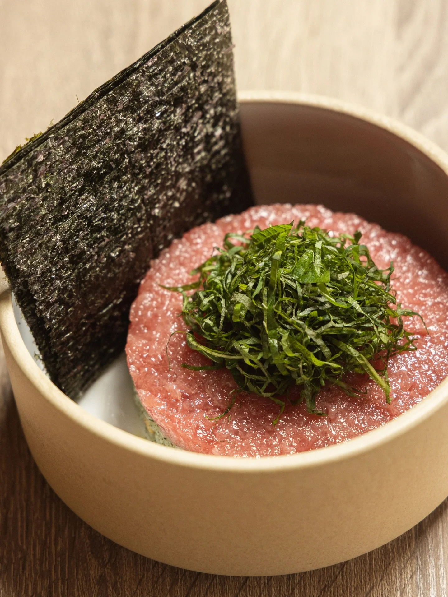 A Domo classic done right ✨ Tuna Taku Shari with seasoned nori rice, takuan, and shiso

#DomodomoHawaii #TunaTakuShari #JapaneseCuisine #HawaiiEats #HonoluluDining