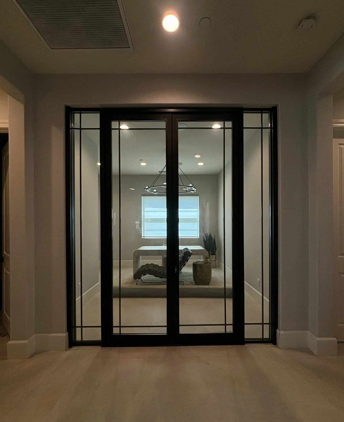 Look at this Beautiful Office Partition😍 Our client came to us with an inspo pic she got from Pinterest. &amp; Of course we made it happen. Would you put this in your home?