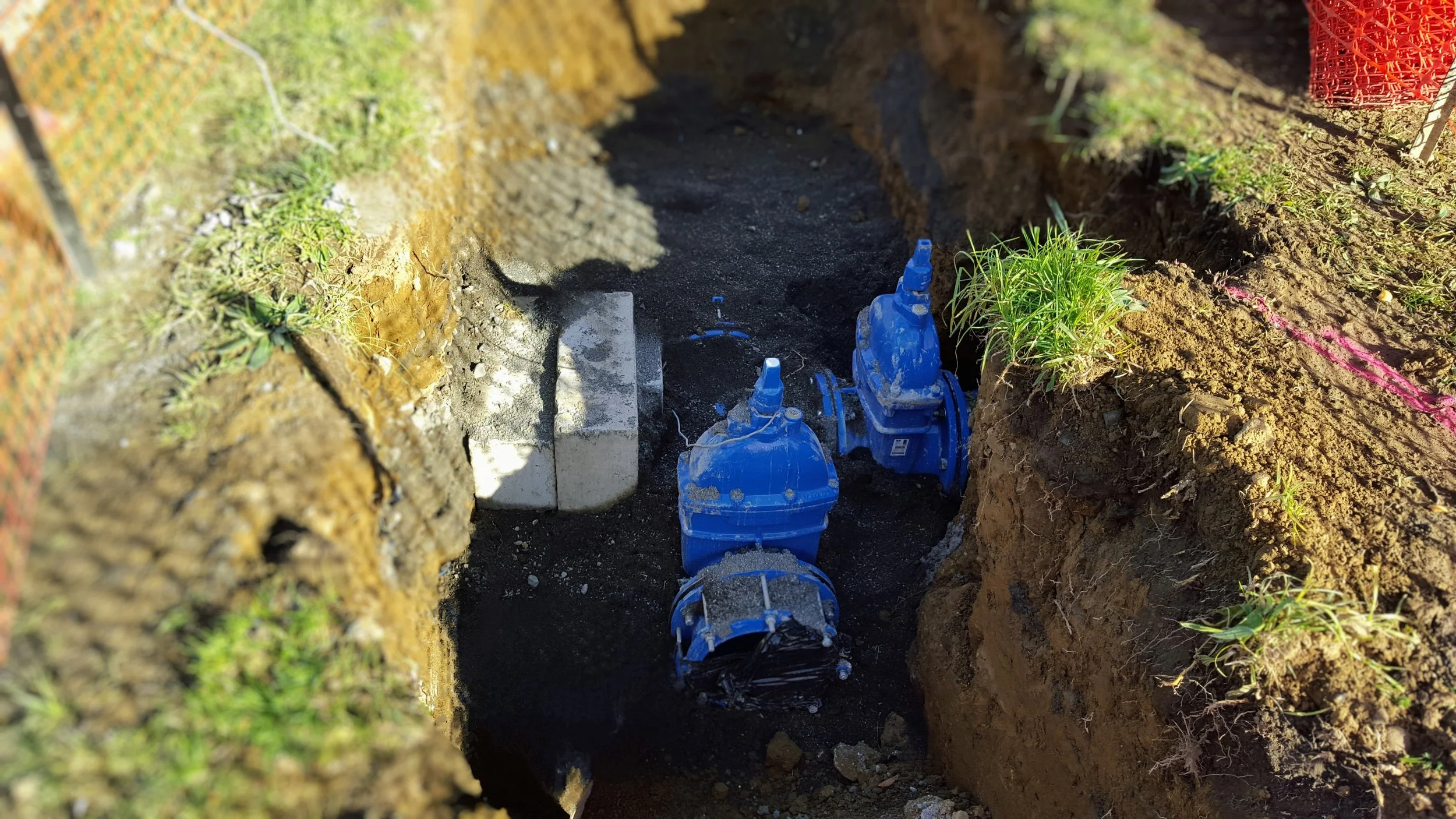 New water main construction