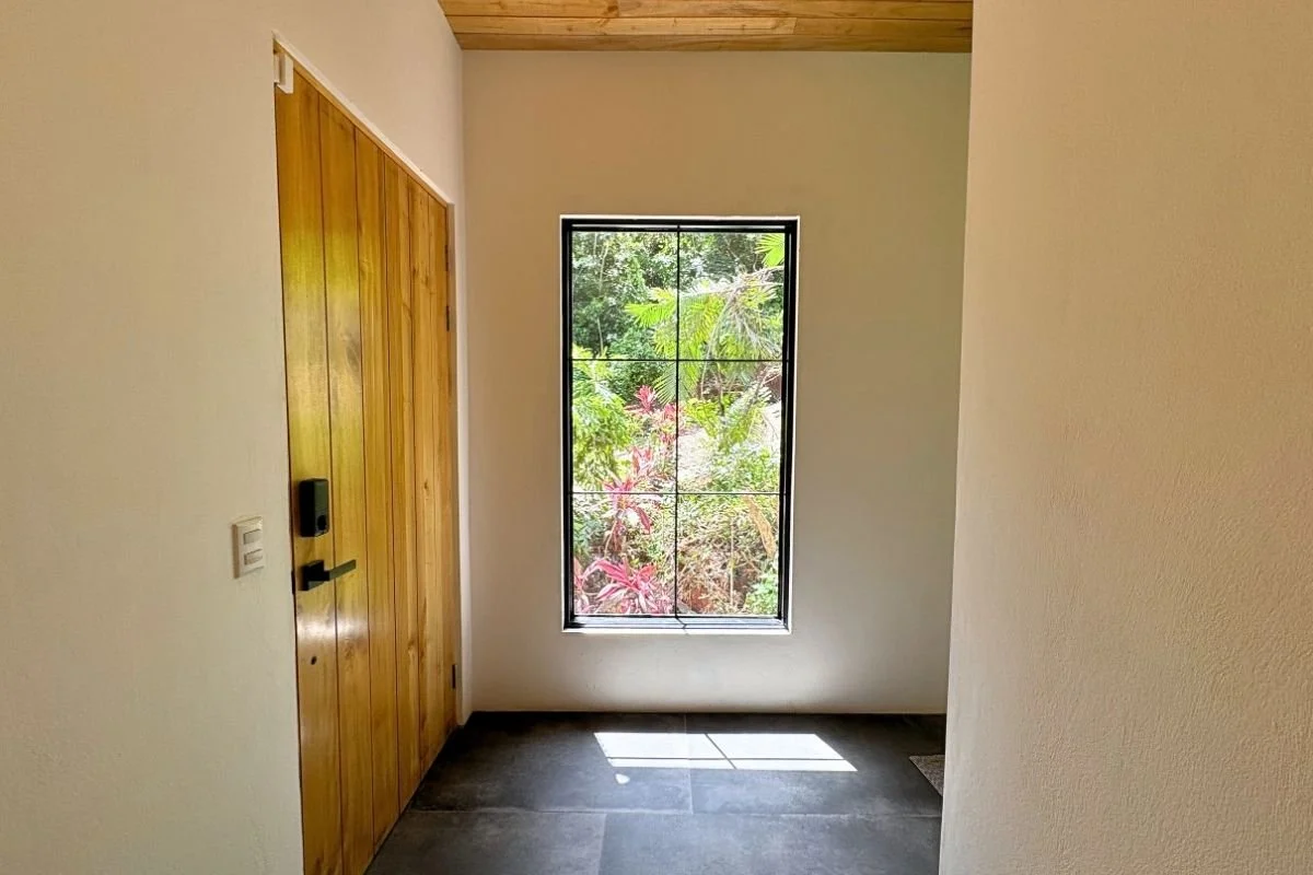 nosara-real-estate-for-sale-foyer.jpg