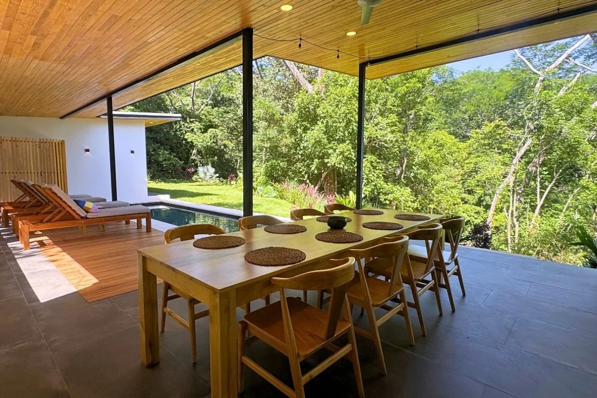 nosara-real-estate-for-sale-outdoor-dining.jpg
