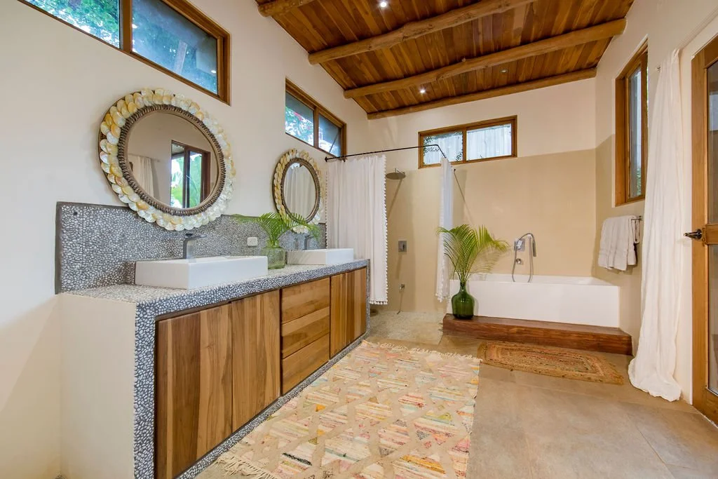 realty-for-sale-nosara-costa-rica-main bath 2.jpg