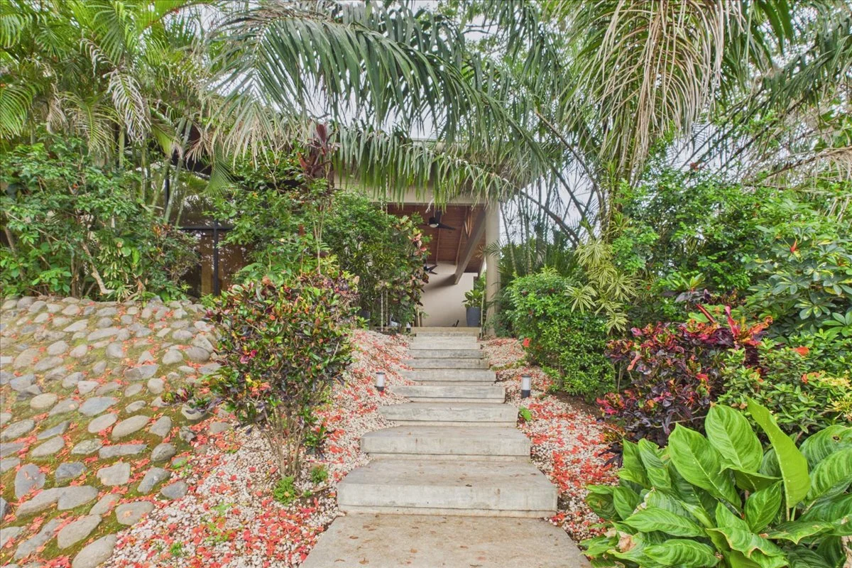 nosara-condo-for-sale-entry.jpg