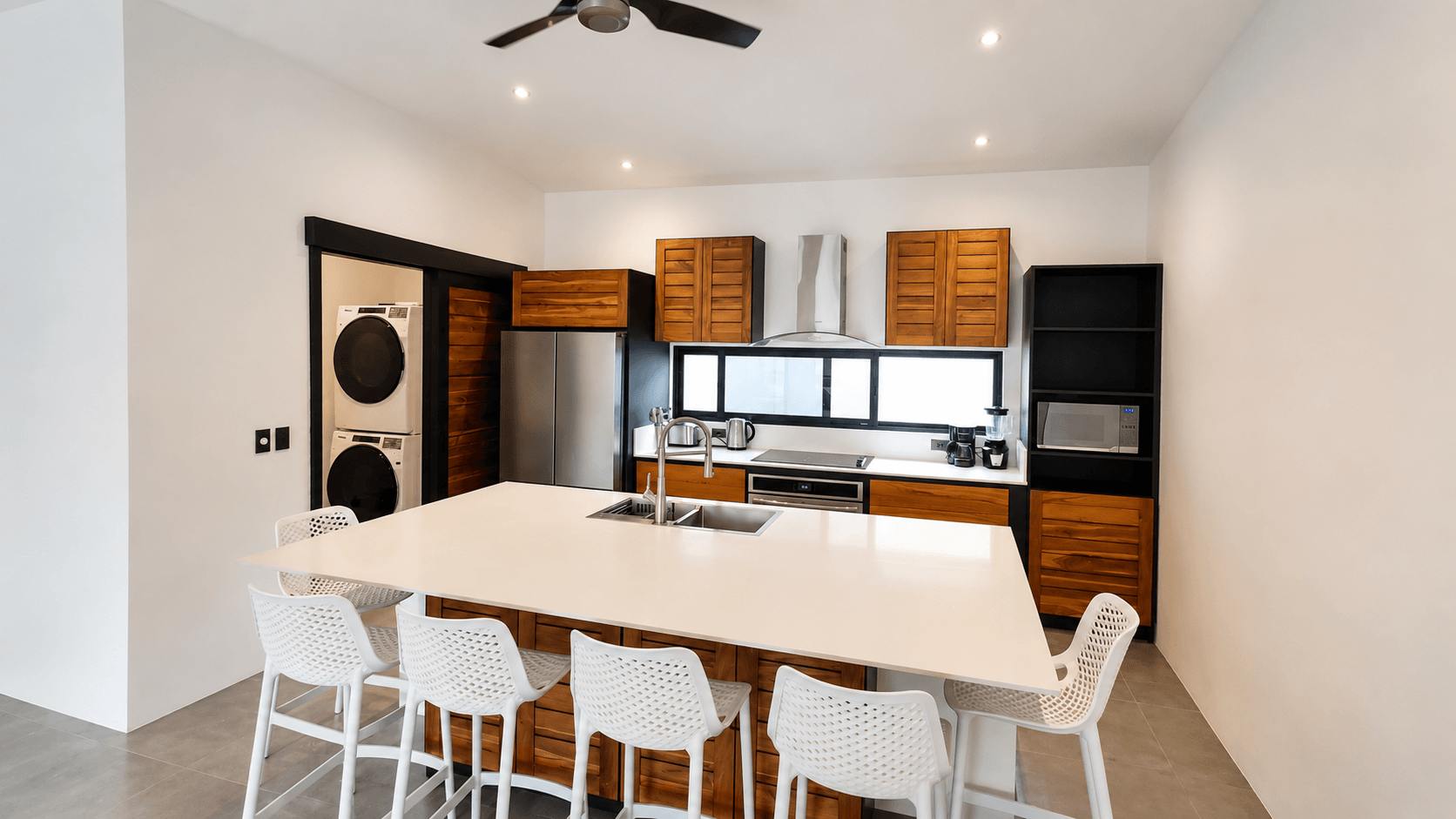 home-for-sale-nosara-kitchen.png