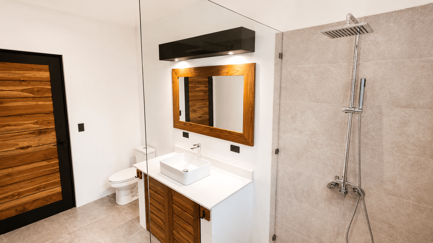 home-for-sale-nosara-bathroom.png