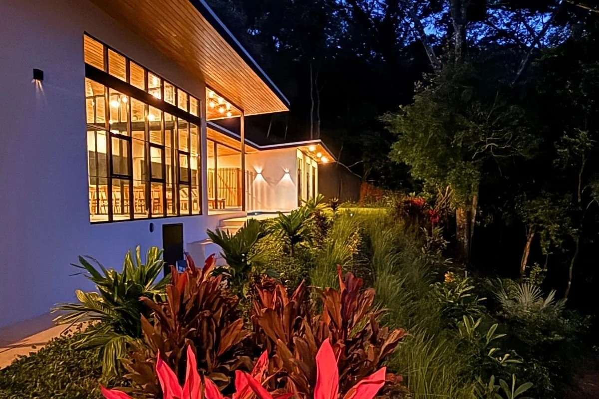 nosara-real-estate-for-sale-outdoor-lights.jpg