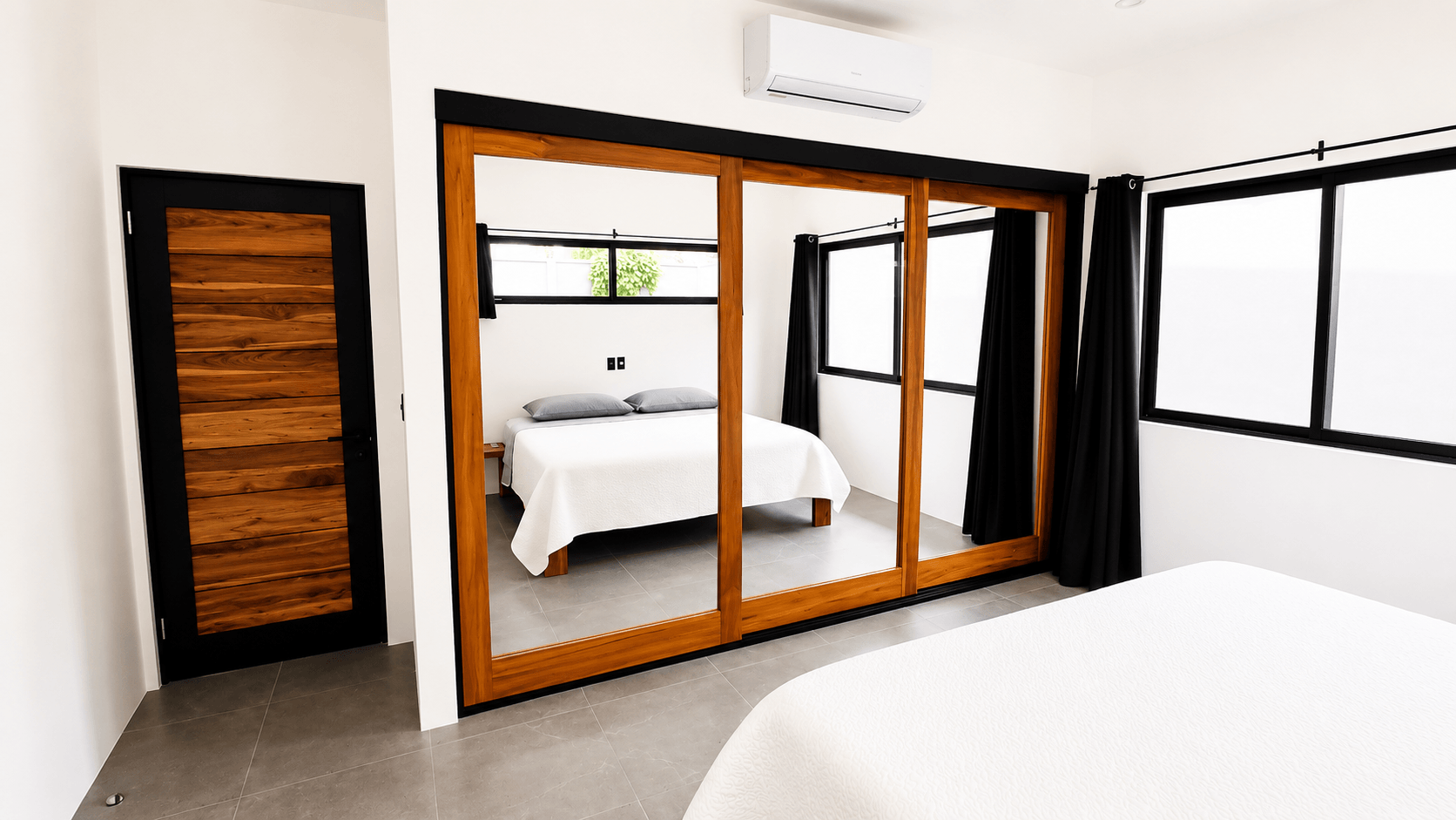 home-for-sale-nosara-bedroom-2-closet.png