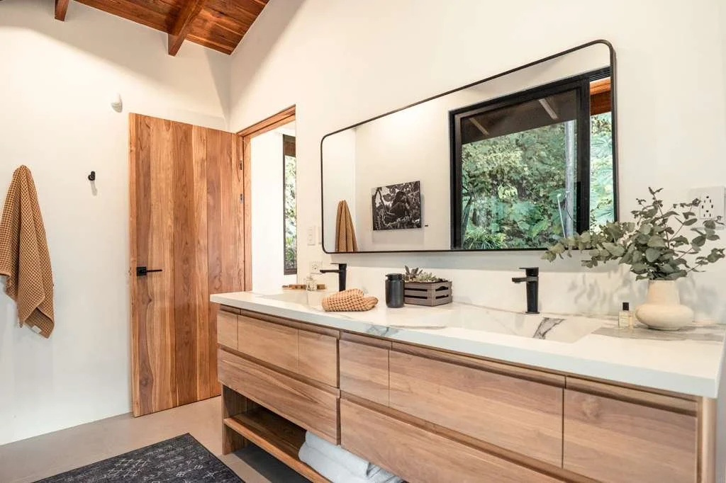 nosara-home-for-sale-bathroom-1.jpeg