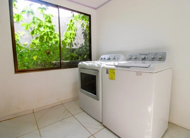 for-sale-nosara-costa-rica-laundry.jpg