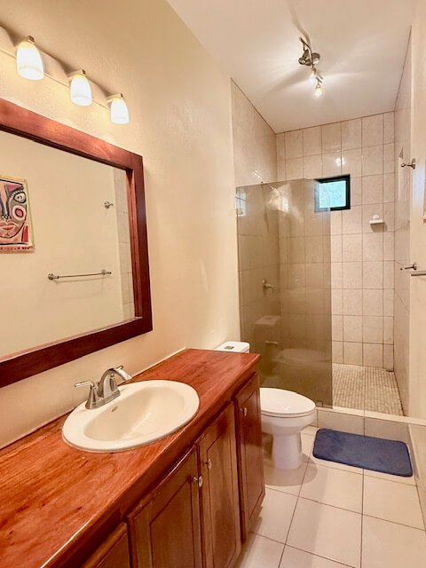 nosara-condo-for-sale-bathroom-2.jpeg