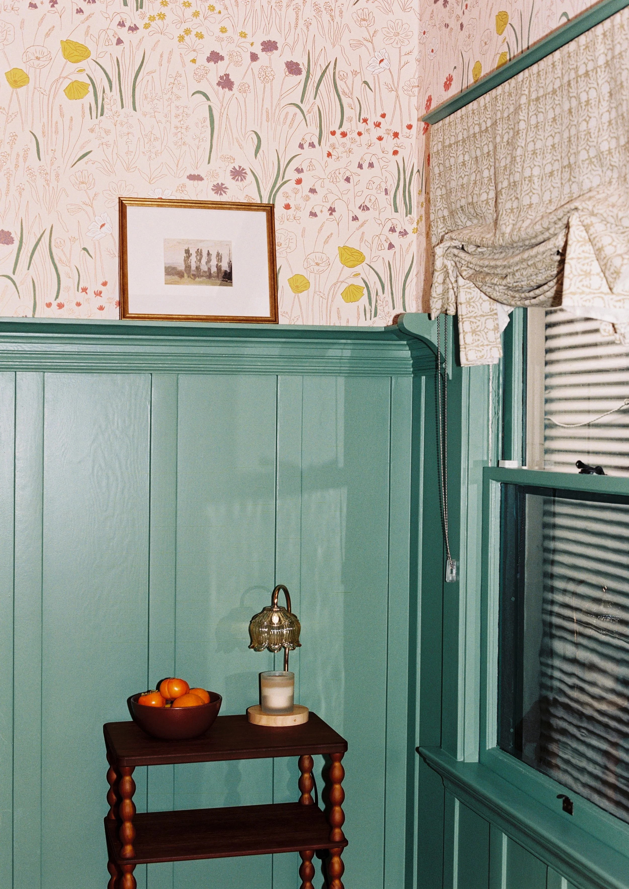 Pauline Chatelan - Village no7 - 14 - film.jpg