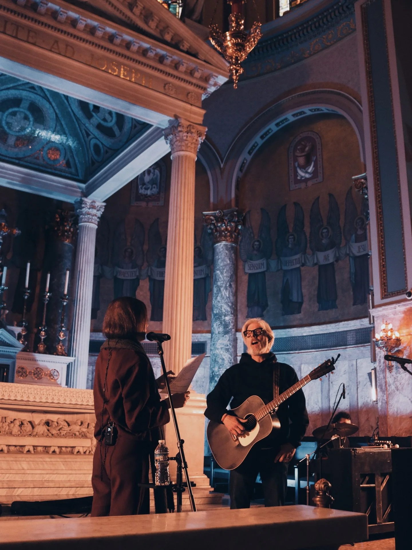 New York City &mdash; what can I say about you that hasn&rsquo;t already been said? My very first time traveling to play a show 15ish years ago was to your beautiful city and it was love at first song. Last night, I was reminded of why. It&rsquo;s th