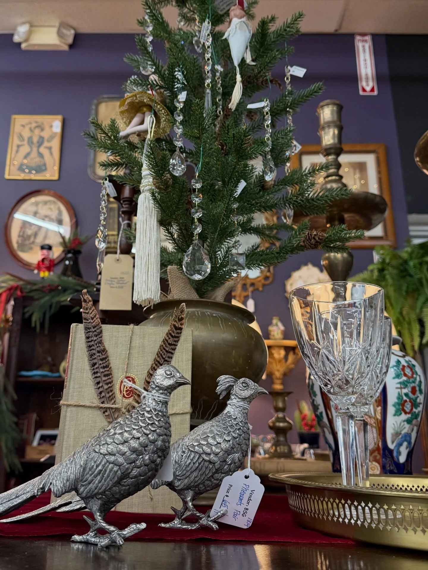 Wickers Creek Market at HudCo 
Vendor Spotlight @blankslategreetings 
 Saturday, December 13 
10 AM &ndash; 4 PM 145 Palisade Street
Dobbs Ferry

Sonia, founder of Blank Slate Greetings, describes her vintage vibe and collection as &ldquo;a mash-up o