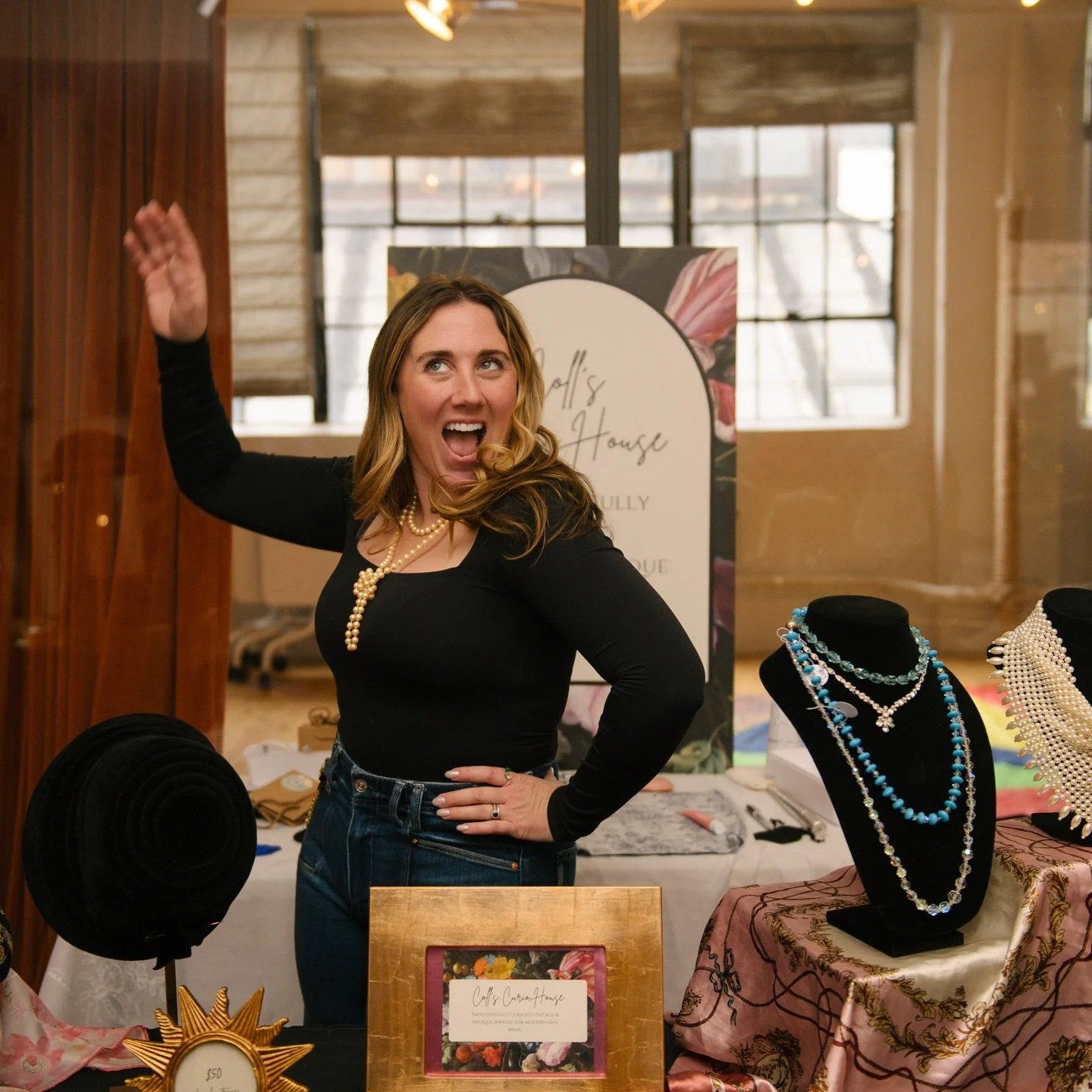 Wickers Creek Market
⭐️NEW Vendor Spotlight⭐️
@collscuriohouse 

Sunday, April 19 
10 AM &ndash; 4 PM Dobbs Ferry Waterfront Park 

Shoppers can expect to see unique vintage costume-jewelry that is fun at Colls Curio House! Colleen will also have som