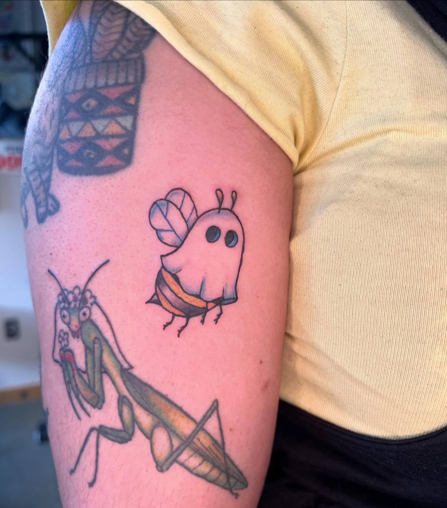 Boo-bees for the wonderful @bossykrisskross22 
Thank you for being such a wonderful client and always dressing on theme! 👻🐝✨

Also check out the mantis bride we did last summer! 
#portlandtattoo #bugtattoo #uniquetattoo #buglove