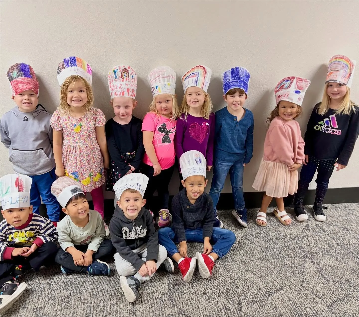 As a part of their career month activities, several of our 4s classes got to practice being chefs when they made their own personal pizzas!