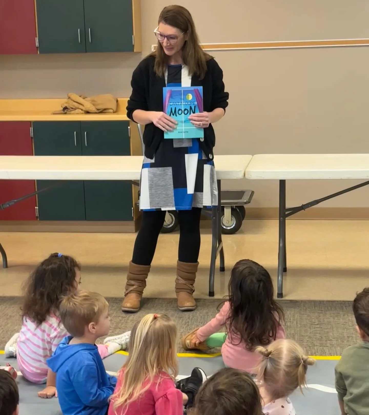Author Naomi Schuster shared her book Cantaloupe Moon and a creative activity with our students during today&rsquo;s Fields of Discovery presentations, and students loved getting to identify the fruit in the book and share what they saw through their