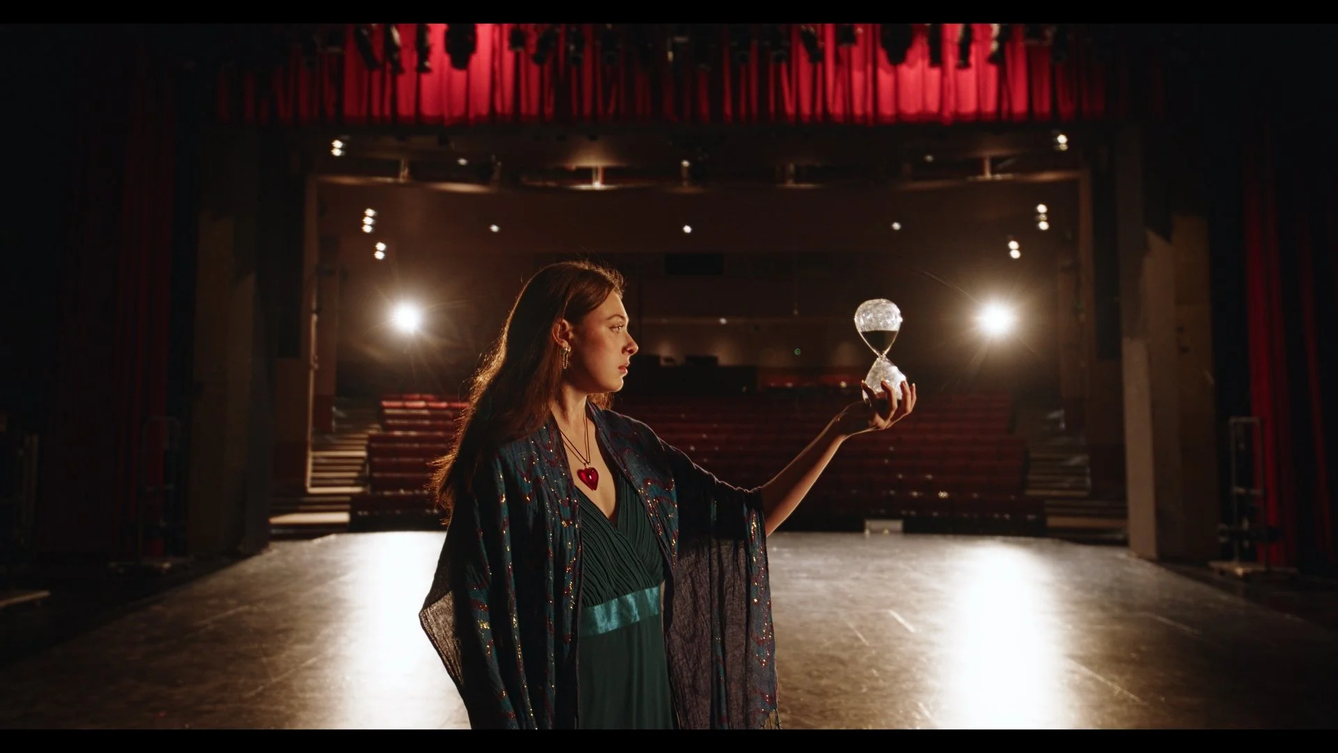 Still 2025-12-17 151125_1.46.1.jpeg