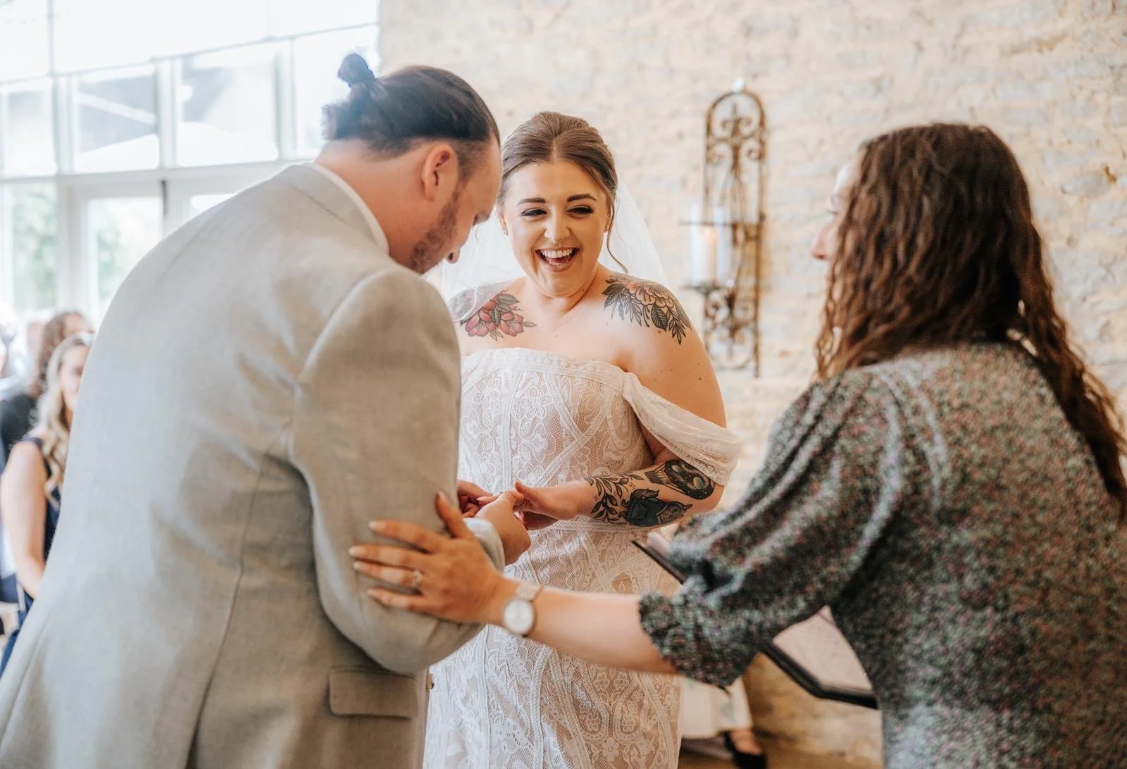 Oxfordshire celebrant with couple during ceremony.JPG