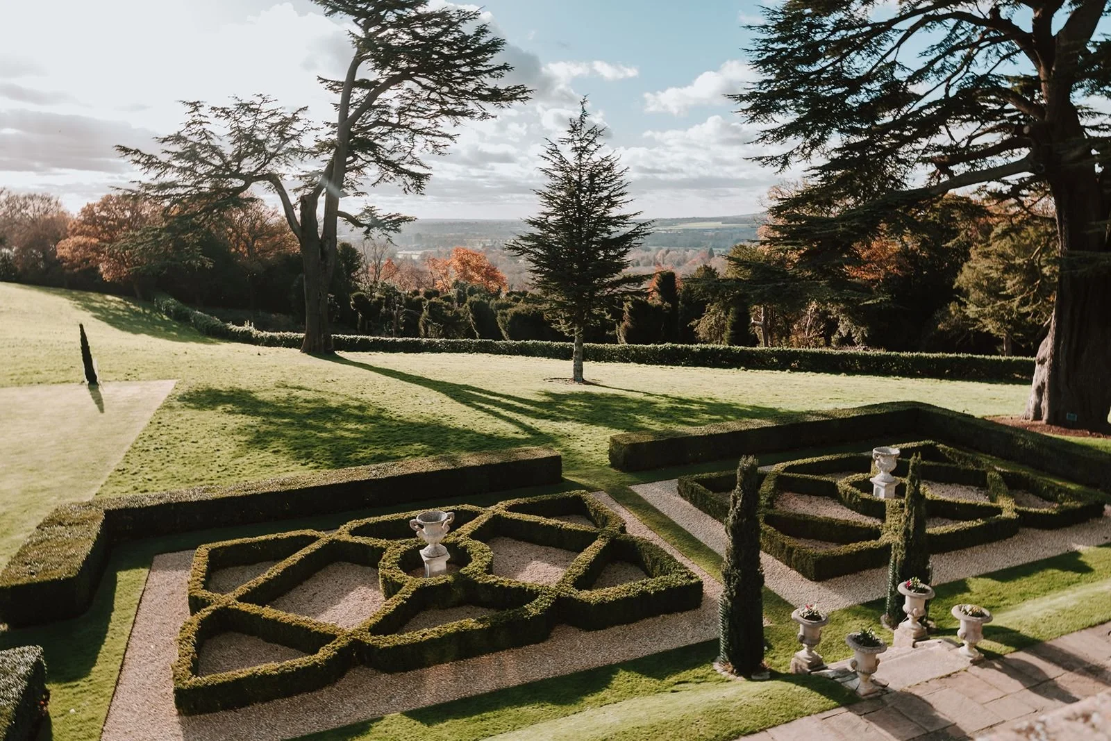 Hedsor House Immaculate Gardens outdoor wedding venue