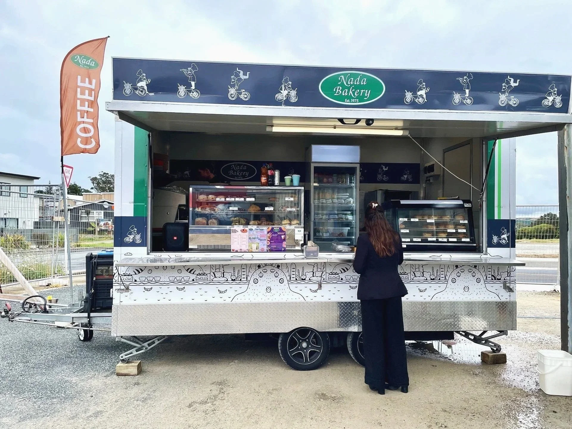 Nada food &amp; coffee cart arrives at Kenepuru Landing