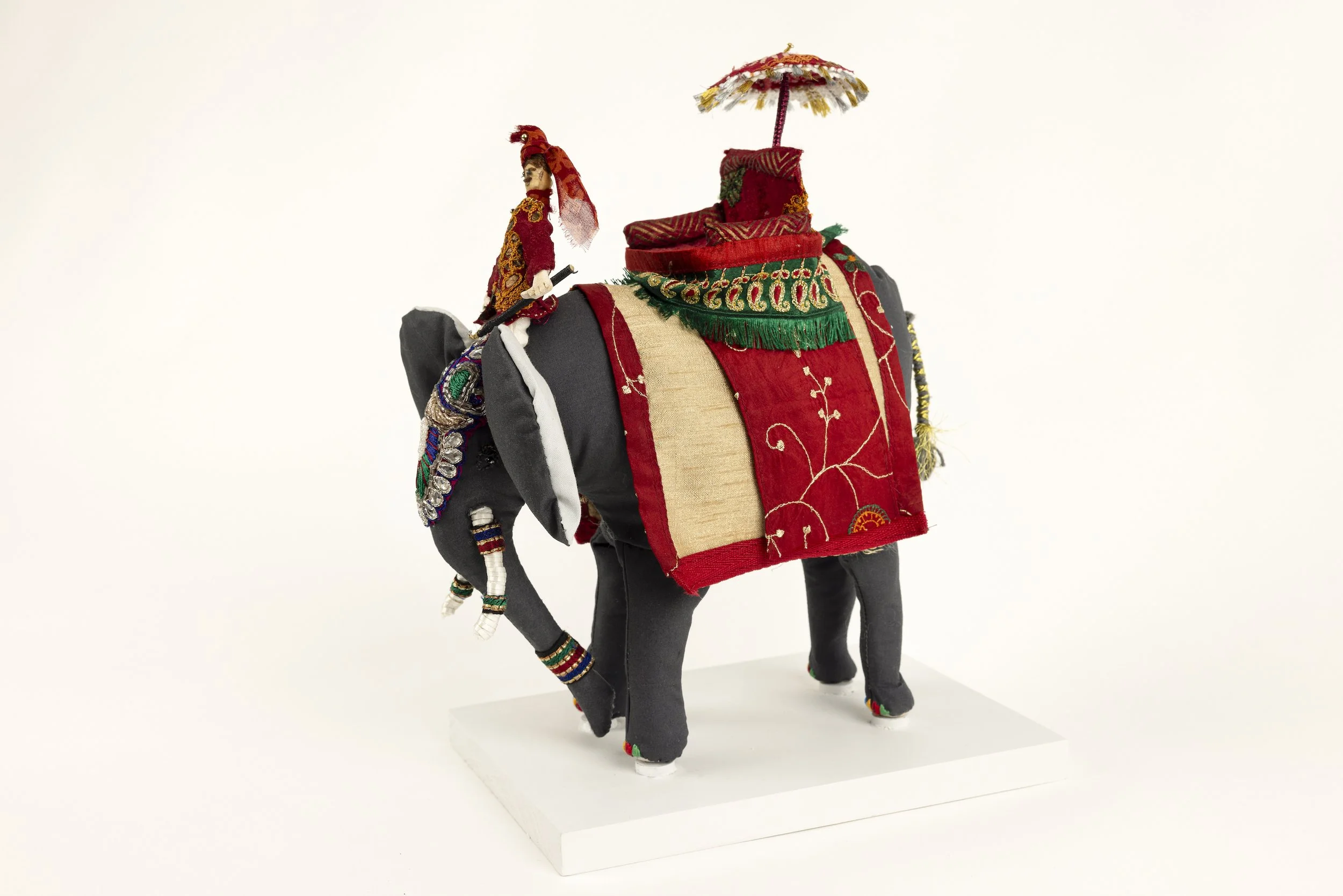 Souvenir 1 – Wedding Elephant
