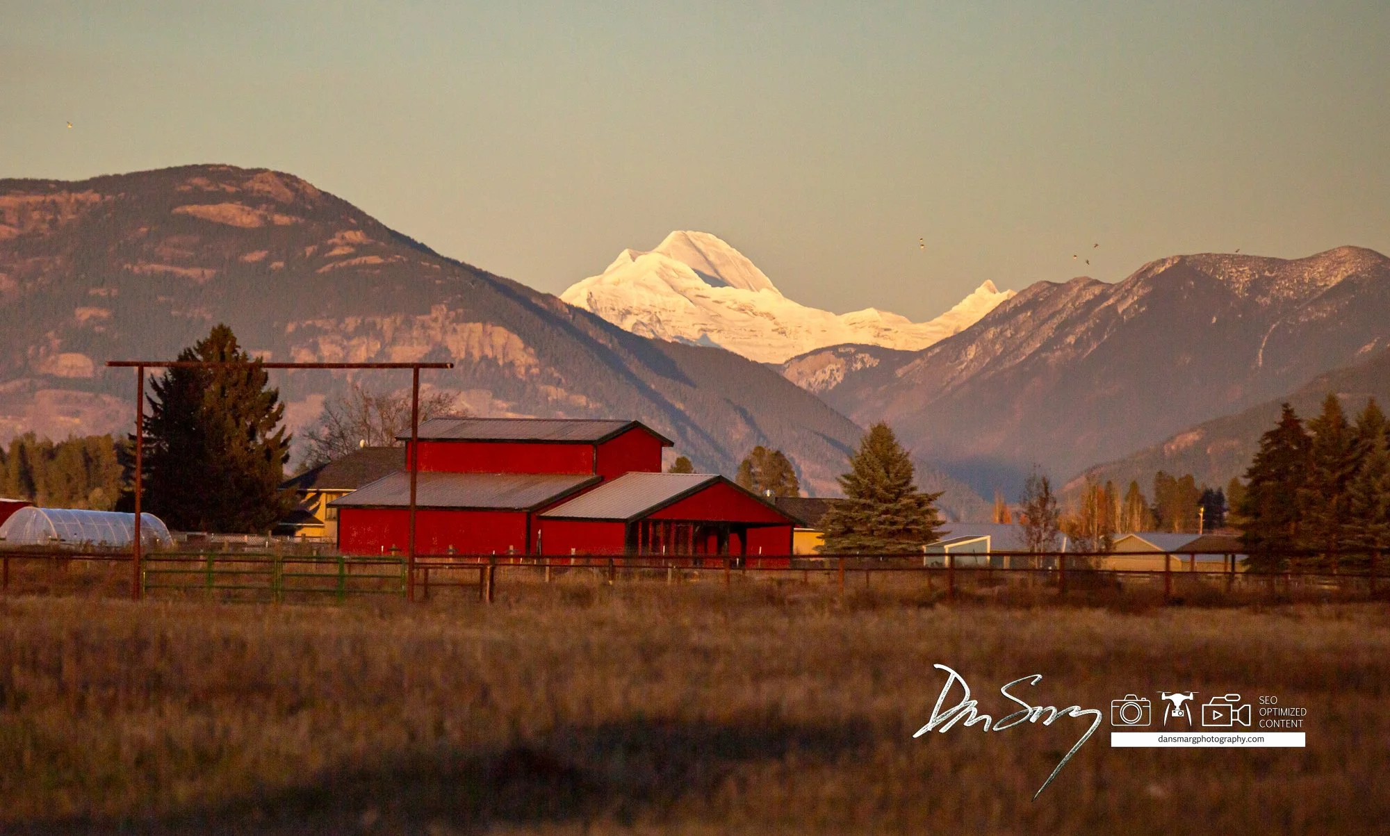 DanSmargPhotography.com _ NWMT Barn Locations-137.jpg