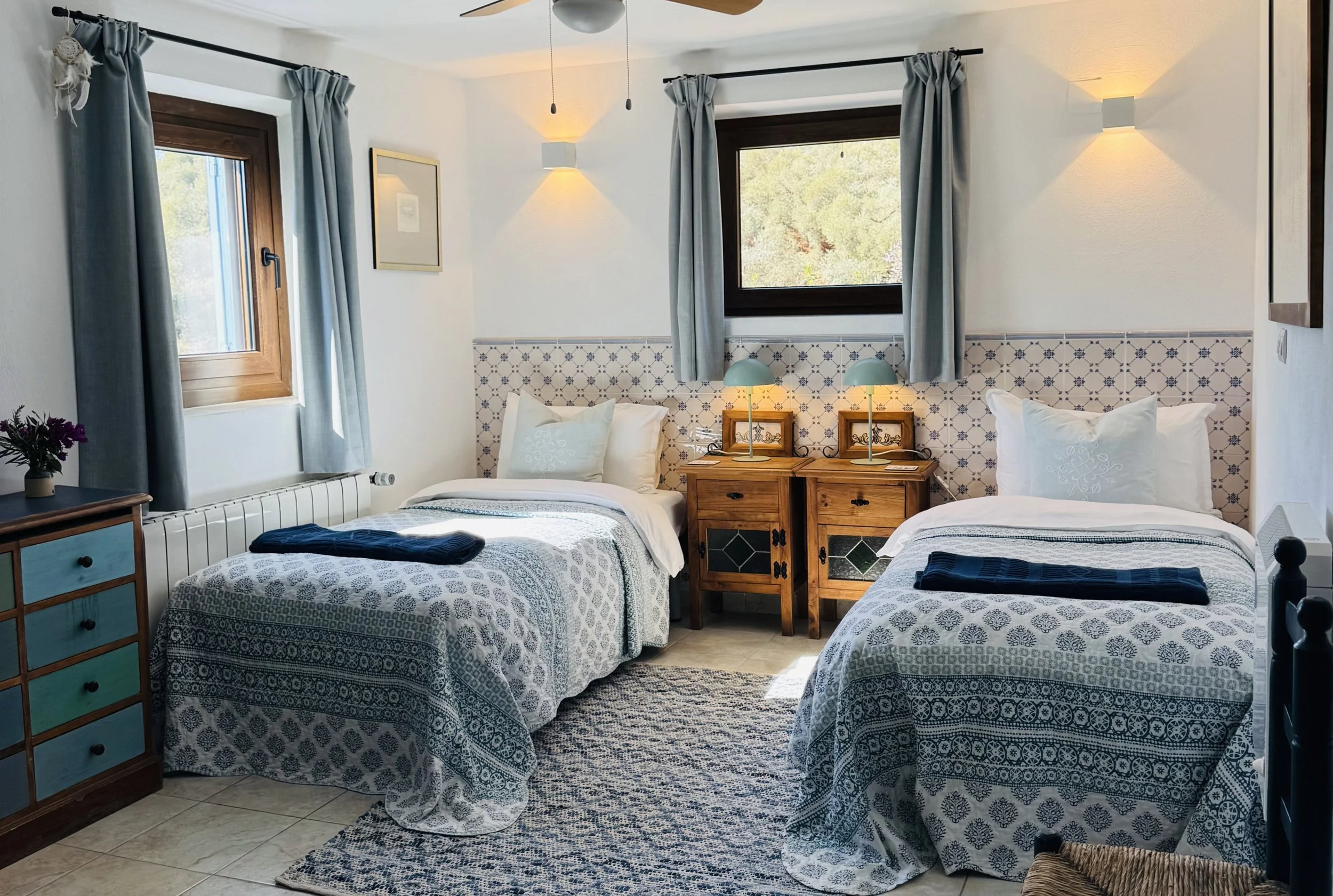 Almond Hill House Wisteria bedroom twin beds - retreats with Jane Bakx Yoga in Spain