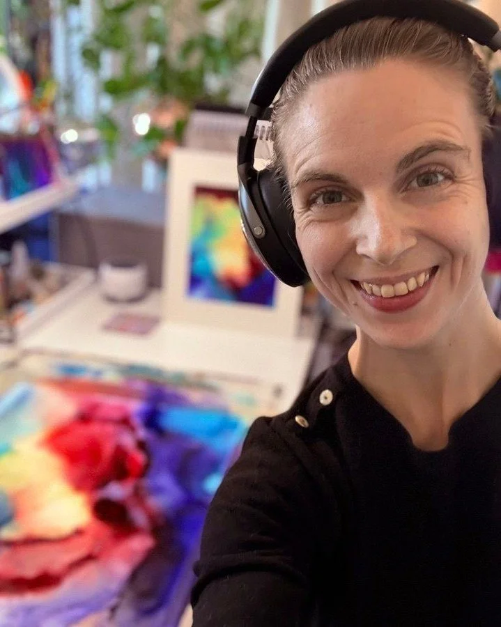 Studies in Transmutation - drying.

Headphones on. Studio full. Two bodies of work taking shape at the same time. 🤍