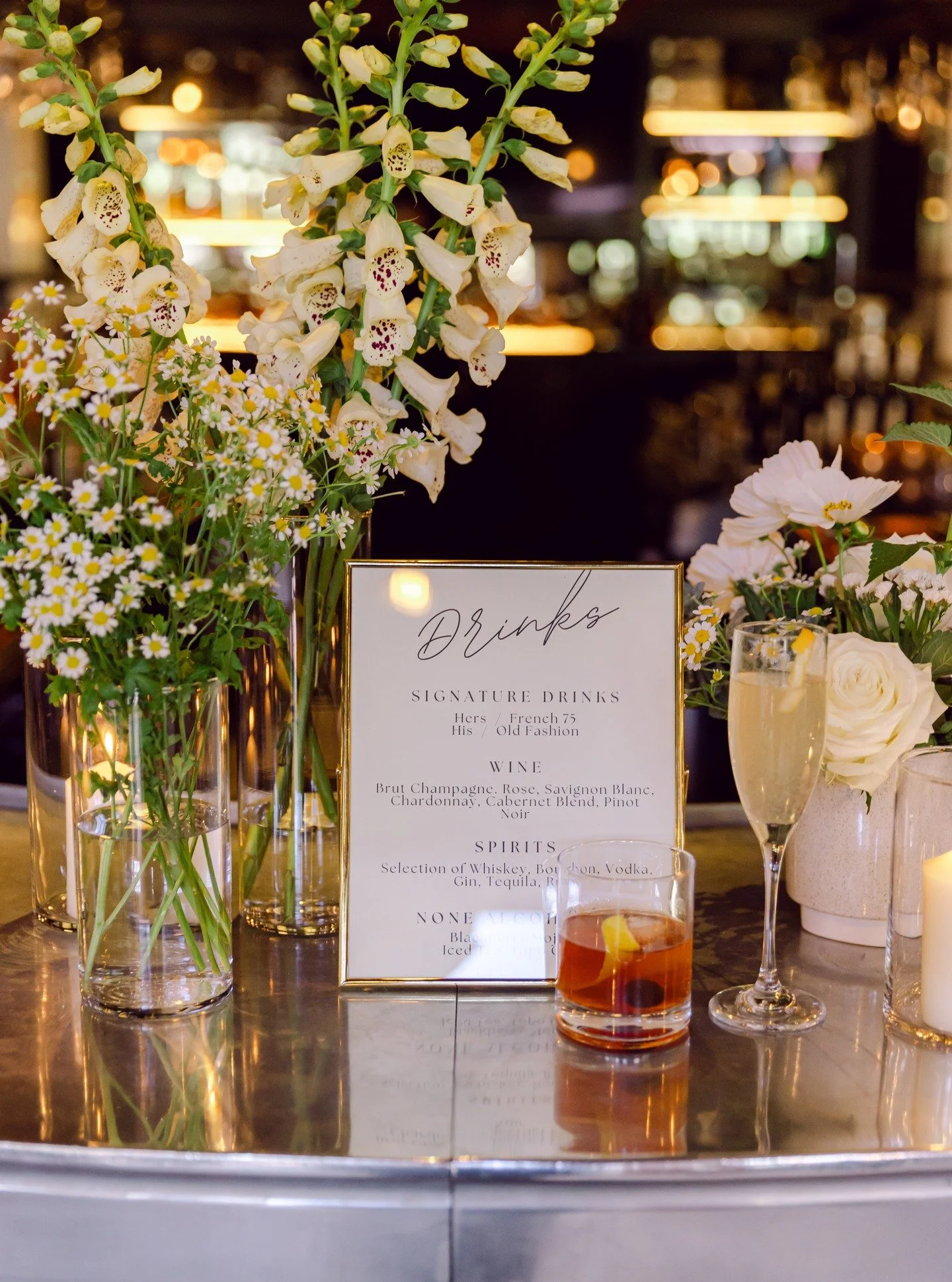 Some midsummer sweetness to keep you warm! 🌞🌼

#photography @abielivesayphotography 
#floraldesign @aprilsgardenweddings 
#venue @tellurideweddings
#ceremonymusic @telluride_strings 
#bride @annastorey