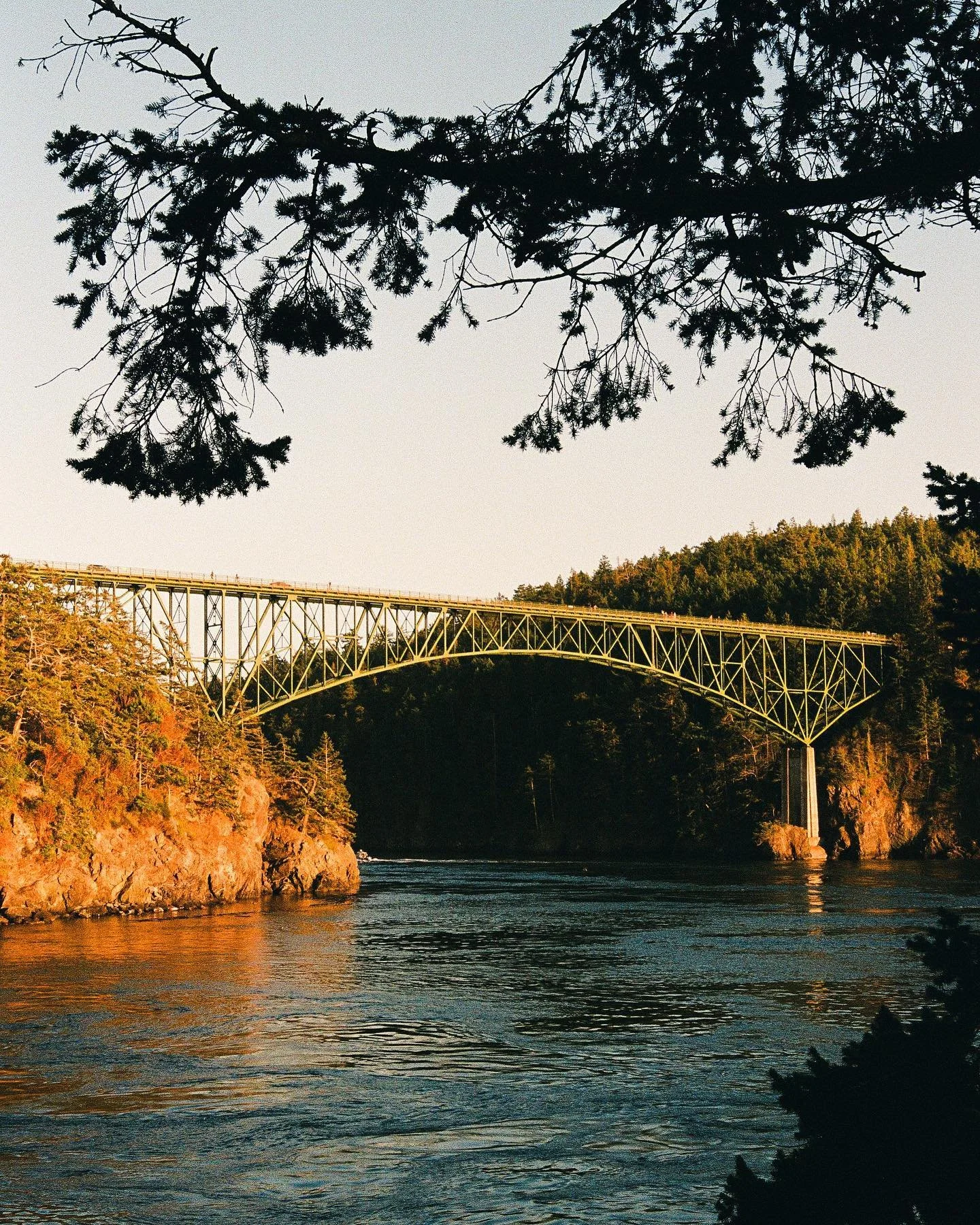 Water under the bridge
.
.
.
Canon Rebel G 
Tamron AF 28-75mm f/2.8 XR Di LD
Fujifilm Fujicolor Superia X-TRA 400 
Developed by @moodysfilm