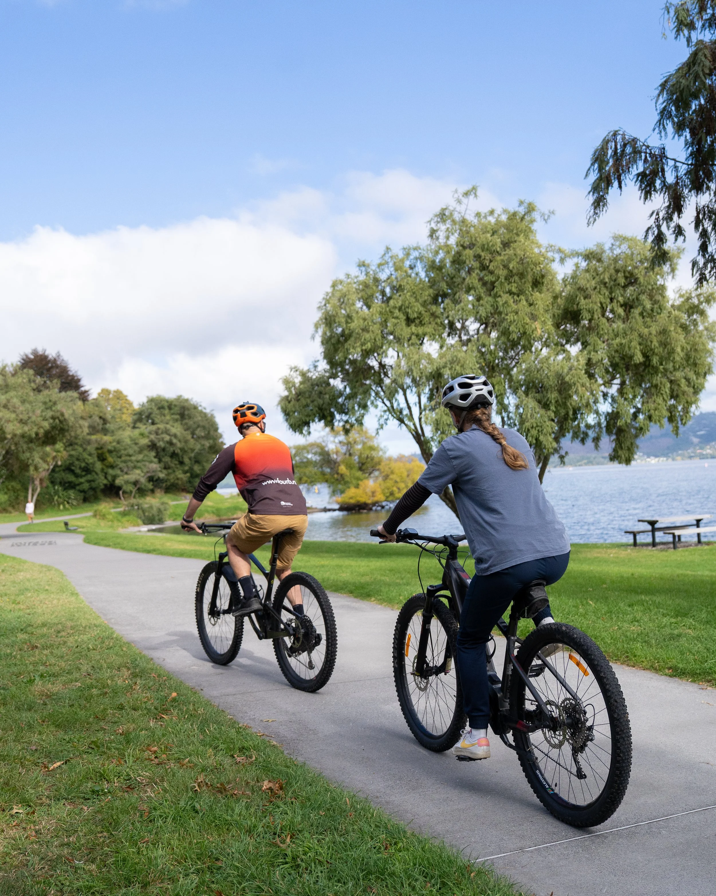 Four-B-Biking-Great-Lake-Pathway-Lion's-Walk-Lakefront9.jpg