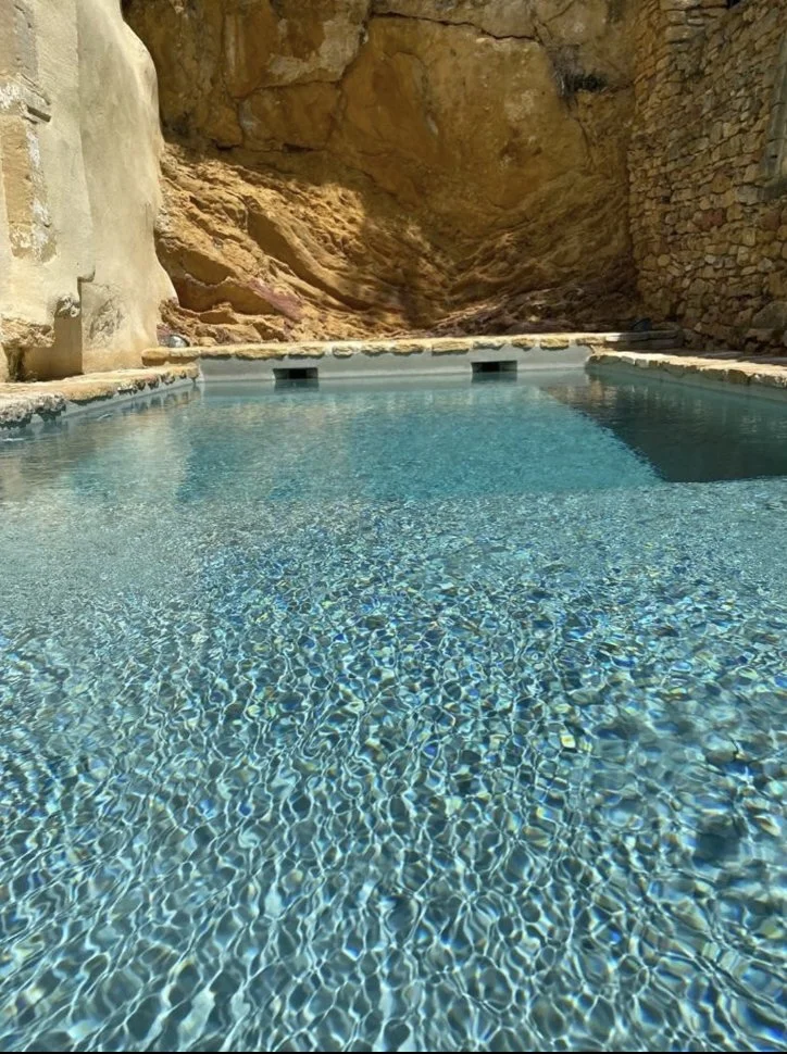 Seviers pool and clift.jpg