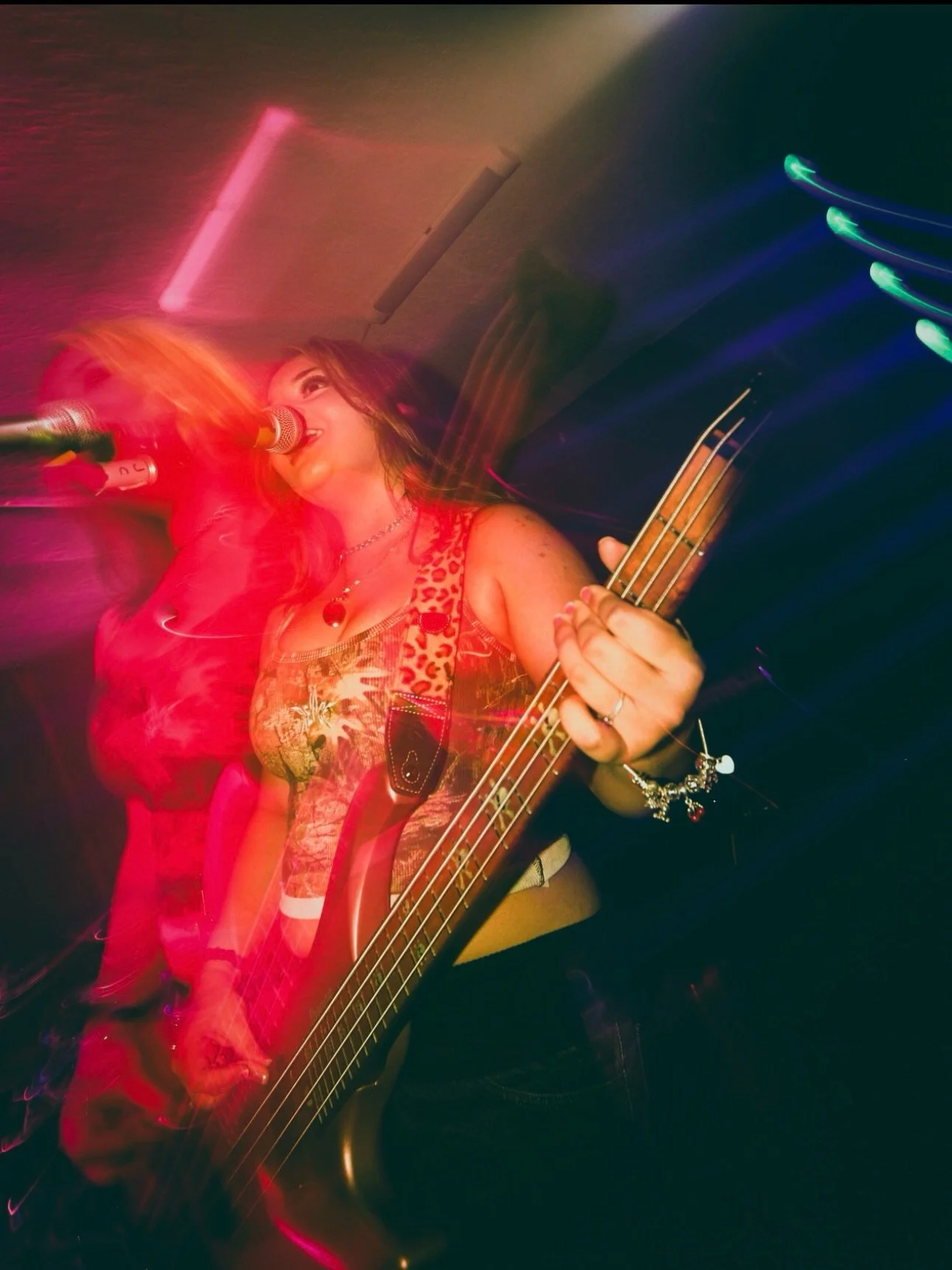 @aetherealband x @puresportmusic was one for the books 🎸

📸  @voltagepointphotography + @a.a.gee 

#sokhoplive #cedarcityevents #livemusic #cedarcityutah #concert