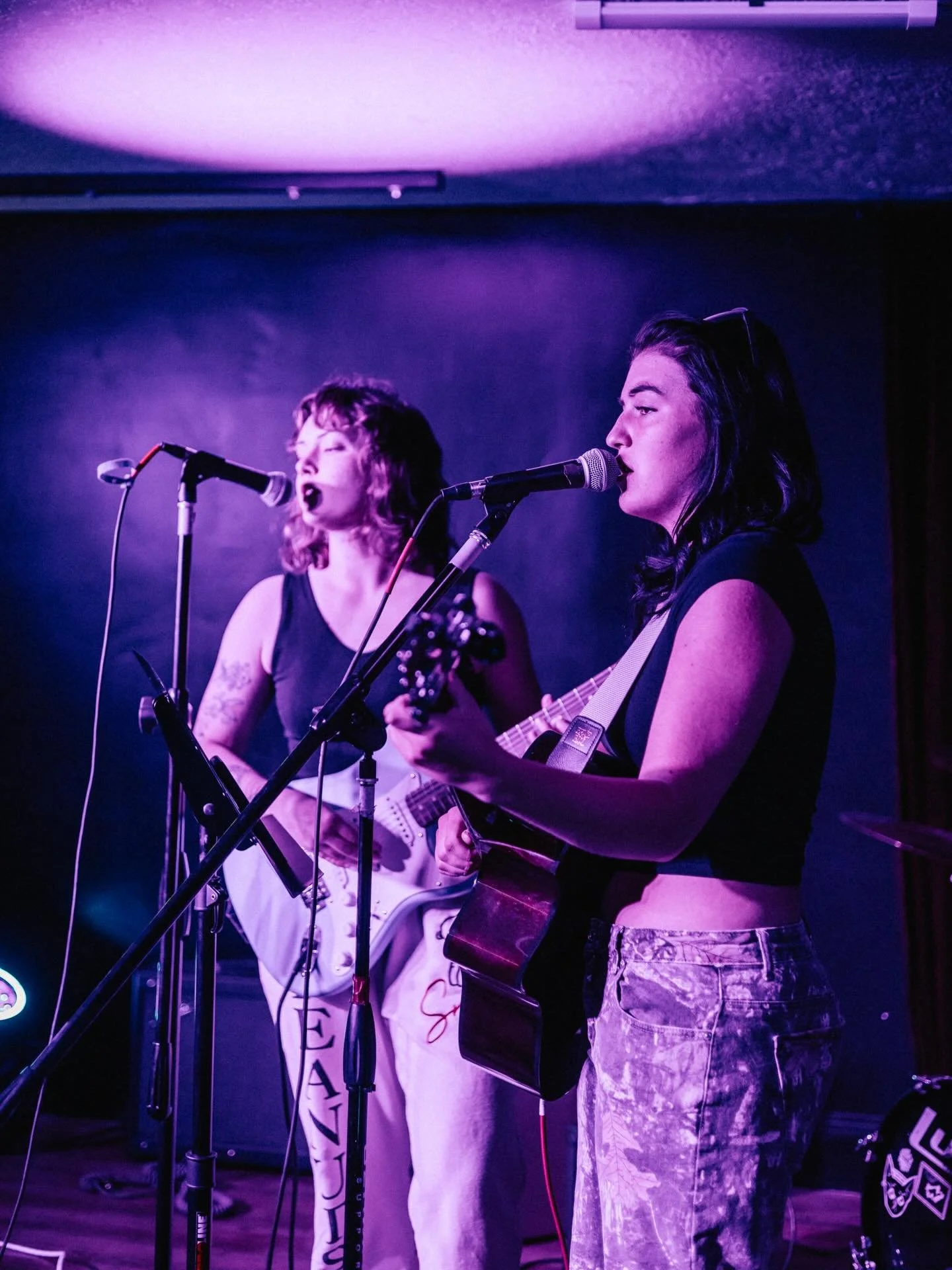 THANK YOU to everyone who performed at Open Mic Night ‼️ We have the most talented people in our community 🫶

📸 @nathan_camera + @vision.sur.toile 

#concert #southernutah #southernutahevents #localmusic #utahmusic