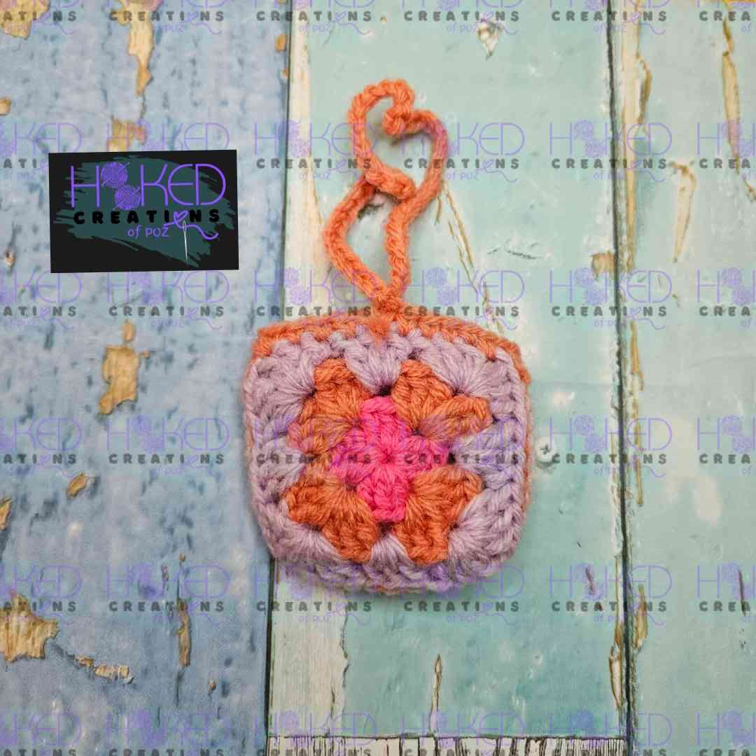 Granny Square Pouch - Coral