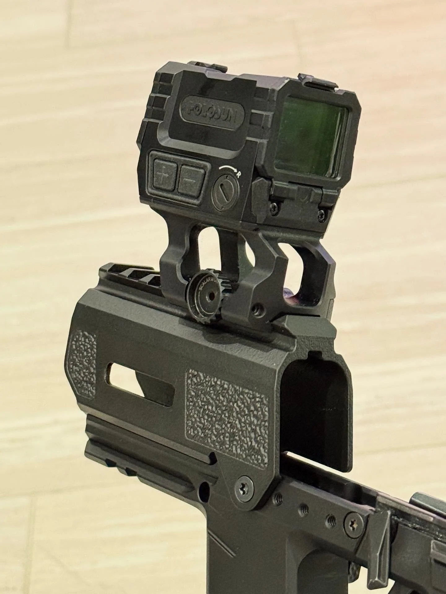 The only picatinny mounted optics I have setup right now are on @scalarworks 1.93 LEAP mounts, it’s a ridiculous setup but it worked out well. For those curious about zero retention using NEXUS, I took the slide off and reinstalled it in betwee