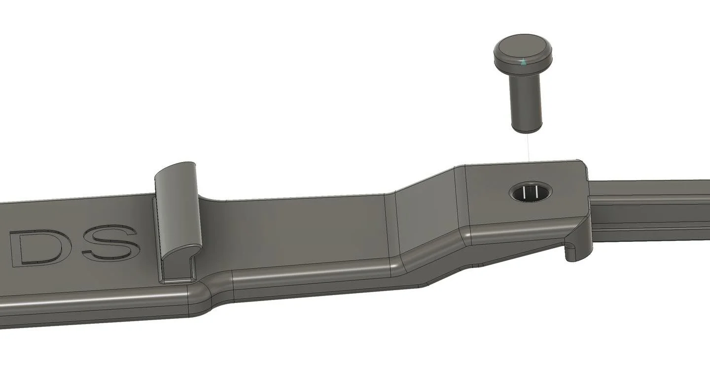 Side quest,
At the request of a PD, they wanted to attach body cam remotes to dead space on their @safarilandgroup Taser 7 holsters. They chose the location and wanted to utilize the accessory rail.
There’s a recess on the rear of the remote p