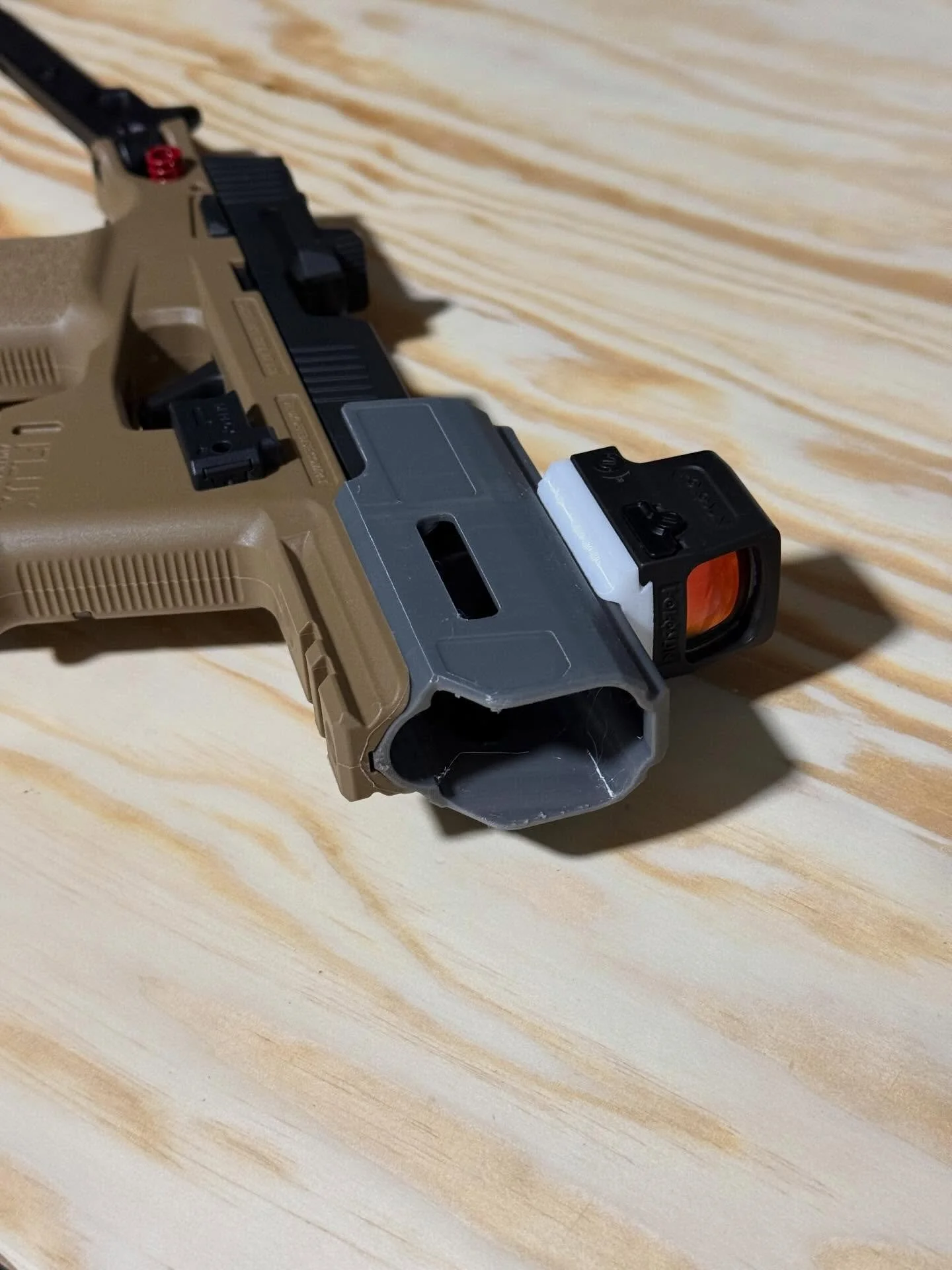 NEXUS and the Flux Raider Ultralight
The shroud of the Ultralight and a few other aspects differ slightly from the previous aluminum R365, so the current NEXUS is NOT compatible.
I should have an aluminum sample any day now but the design is done for