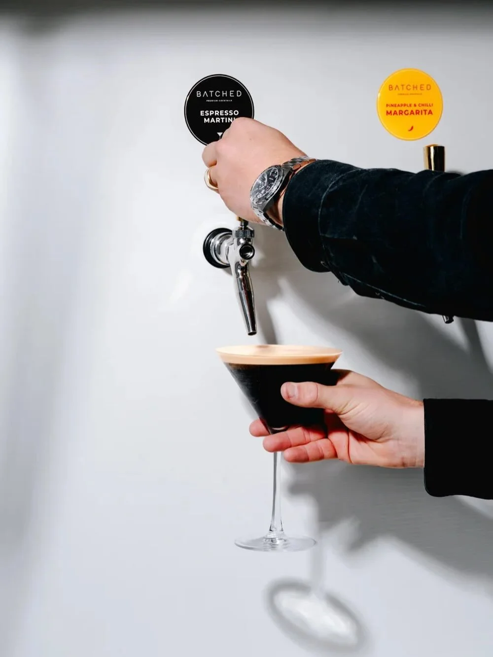 ESPRESSO MARTINI ✨A season favourite for good reason.

Cold brewed with fair trade coffee beans and finished with a hint of chocolate. Smooth, rich, and dangerously easy to drink. 

Served from the tap by Maggie&rsquo;s Mobile Bar￼. 

Image @brandsto