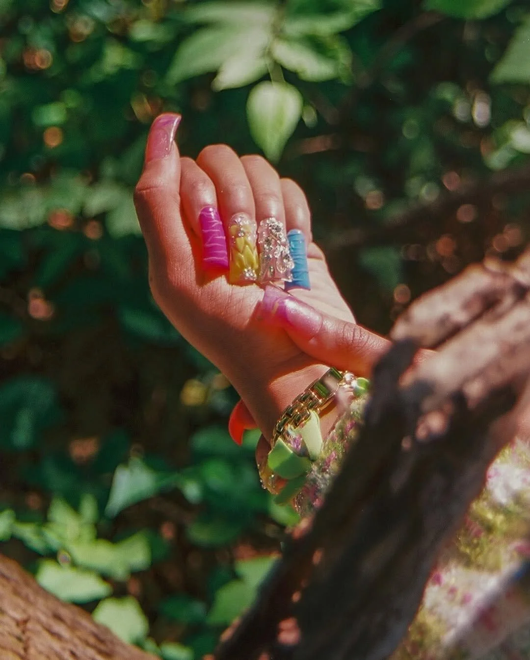 3 Pan Nails by Izzy.JPG