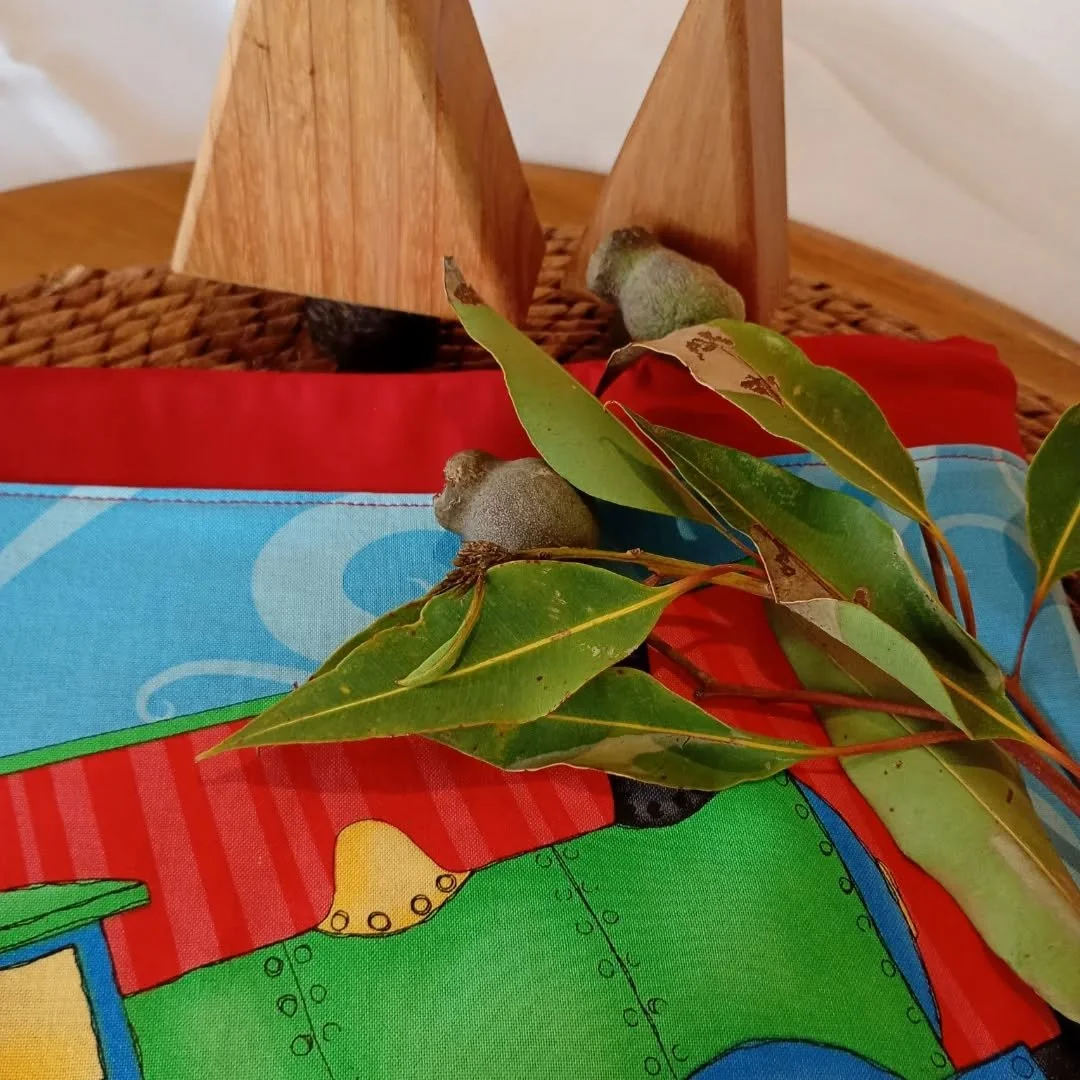 Toot Toot 🚂 Do you have a little one with a love for trains? These extra large drawstring toy bags may be perfect for storing their train sets neatly away.🎄They would also make great Santa Sacks come Christmas time. 
Only four available - 2 in eac