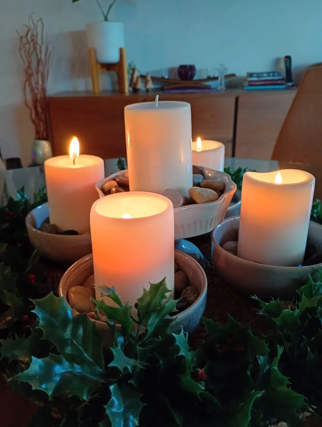 🙏Sunday 21 December🙏
Fourth Sunday of Advent&nbsp;

Gracious God, you chose the virgin Mary, by your grace, to be the mother of our Lord and Saviour: so fill us with your grace, that with her we may rejoice in your salvation, and in all things embr