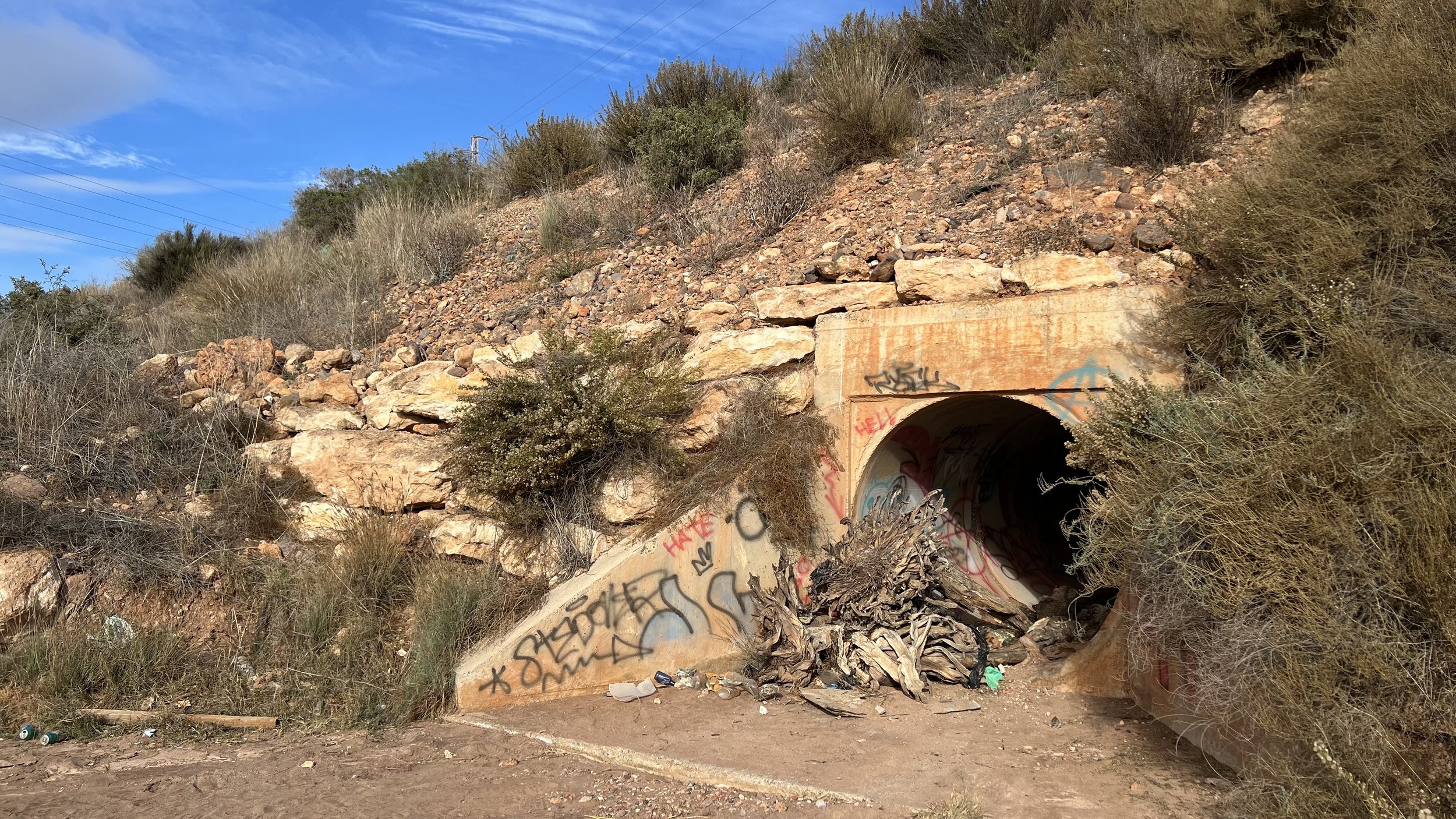 Acequia_Ext_4.jpg
