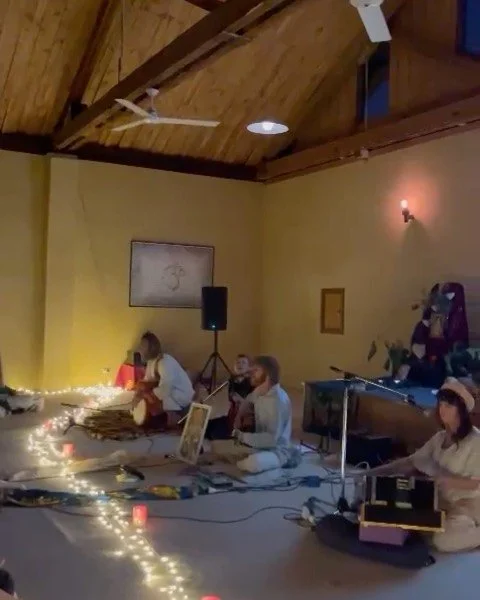 Nana: &ldquo;Where you&rsquo;re living at the moment, is it like off Eat Pray Love?&rdquo;
&ldquo;That&rsquo;s what I&rsquo;ve been saying to people that ask what you&rsquo;re doing&rdquo;

Me: &ldquo;Yeah sure Nana, it&rsquo;s something like that&rd