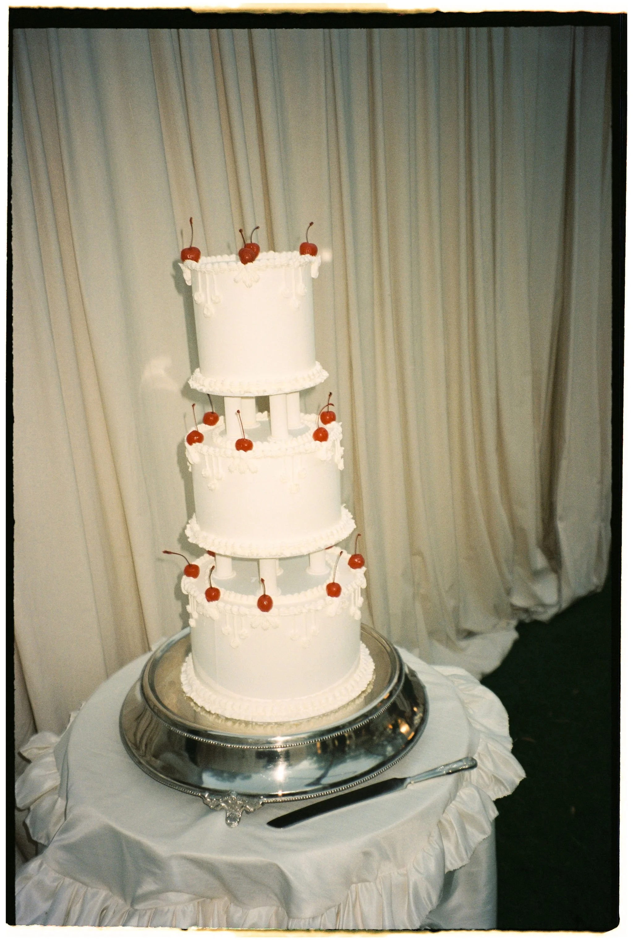 elsie-bradan-wedding-photography-1_002_H&A-EB-FILM-083.jpg