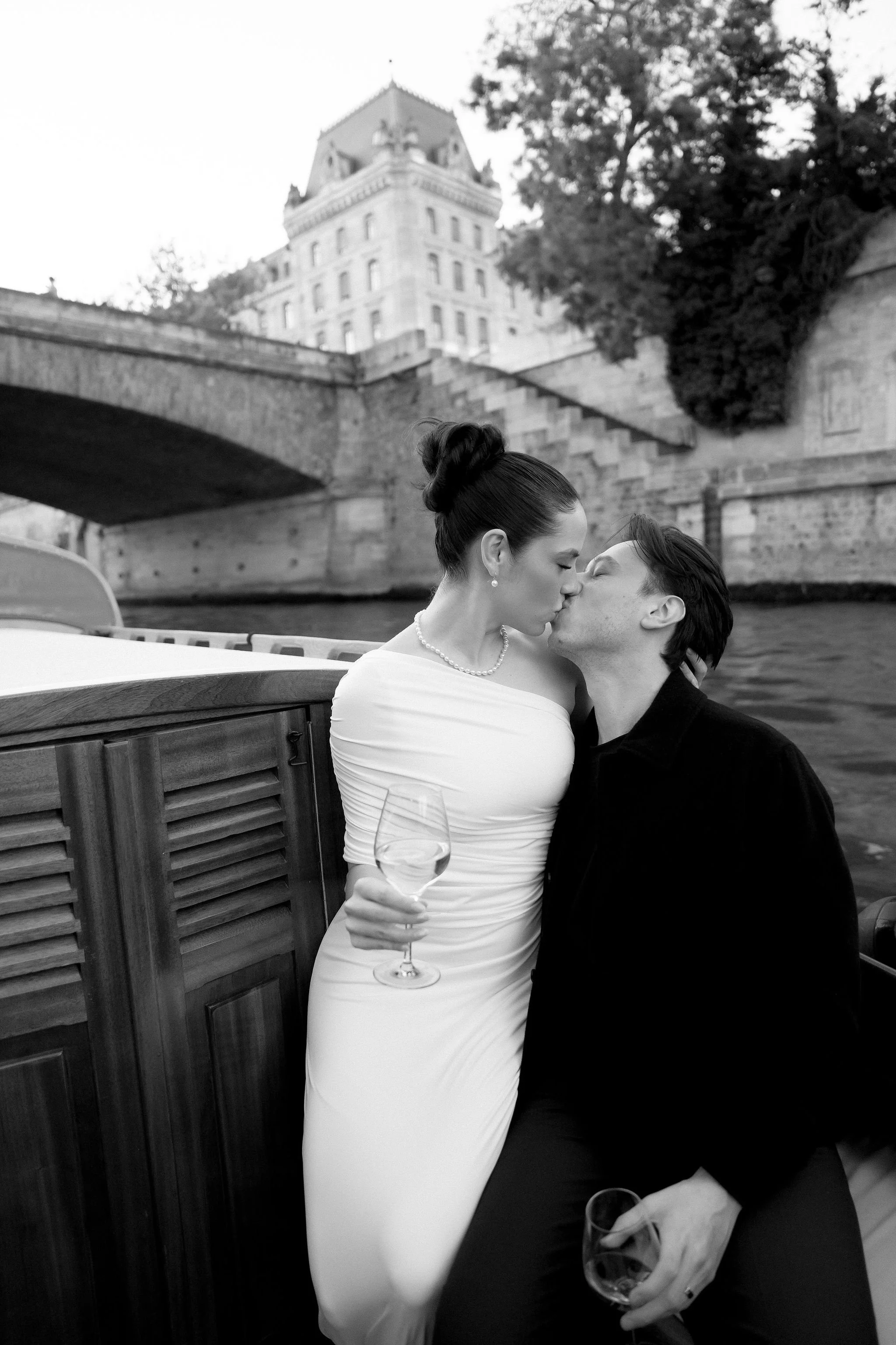 paris-wedding-photography-_023_H&A-CD-BOAT29.jpg